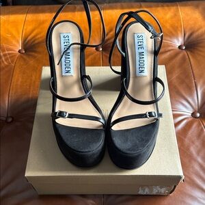 Steve Madden Chunky Platform Heel